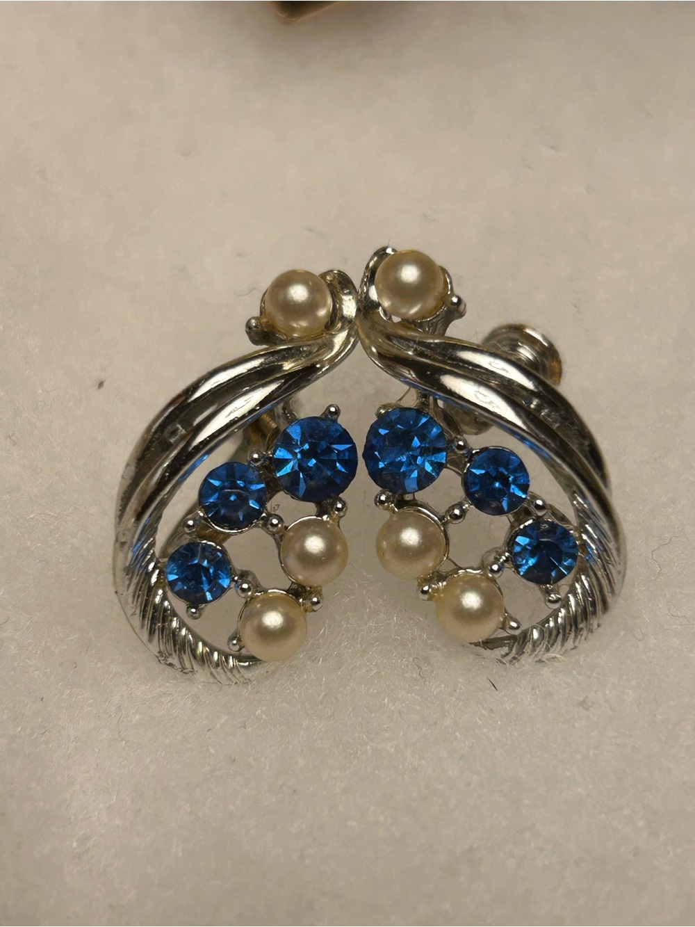 Vintage STAR Blue Rhinestone Faux Pearl Screw Back Earrings Silver Tone Jewelry